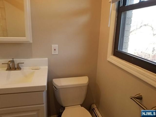 125 E Central Boulevard 1ST FLOOR, Palisades Park, NJ 07650
