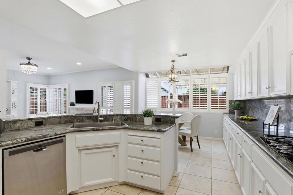 Image 14 of property listing at 17515 Montoya Circle, Morgan Hill, CA 95037