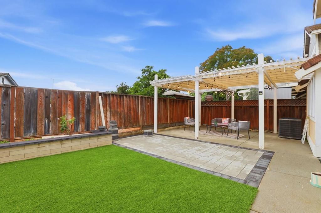 Image 35 of property listing at 17515 Montoya Circle, Morgan Hill, CA 95037