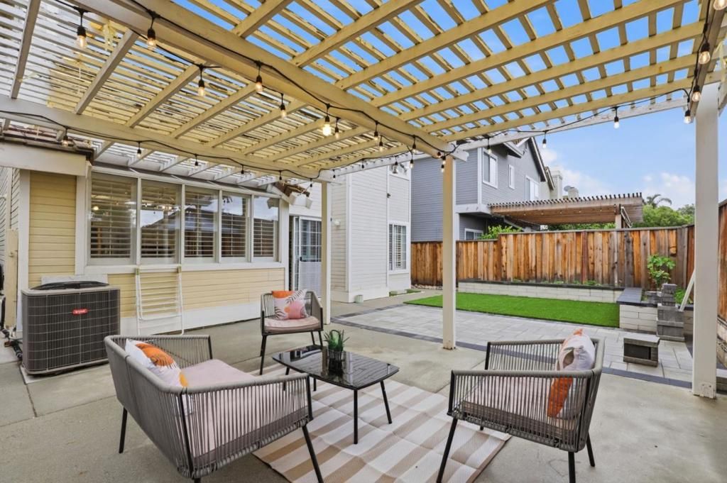 Image 37 of property listing at 17515 Montoya Circle, Morgan Hill, CA 95037