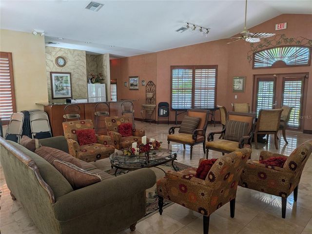 12033 GANDY BOULEVARD N 145, St Petersburg, FL 33702