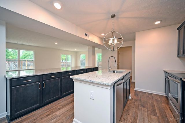 119 Settlers Trail, Union, OH 45322