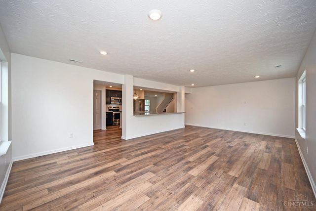 119 Settlers Trail, Union, OH 45322