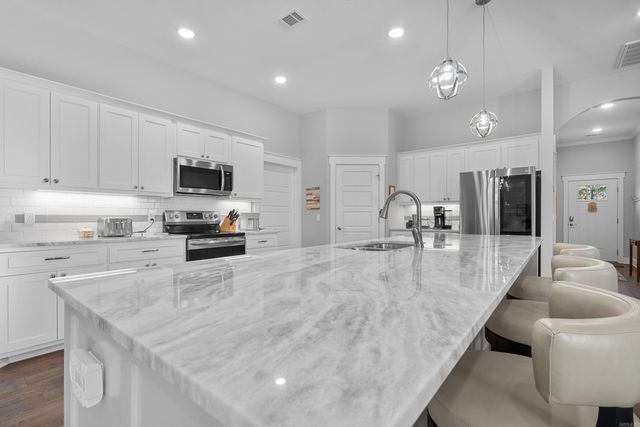 7 Adoracion Place, Hot Springs Village, AR 71909