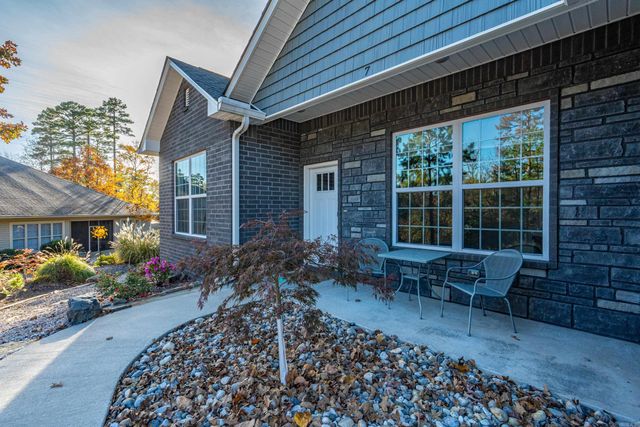 7 Adoracion Place, Hot Springs Village, AR 71909