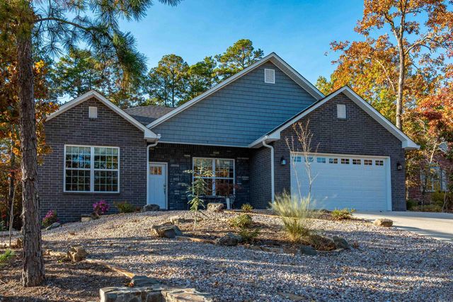 7 Adoracion Place, Hot Springs Village, AR 71909