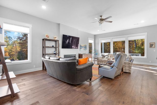 7 Adoracion Place, Hot Springs Village, AR 71909