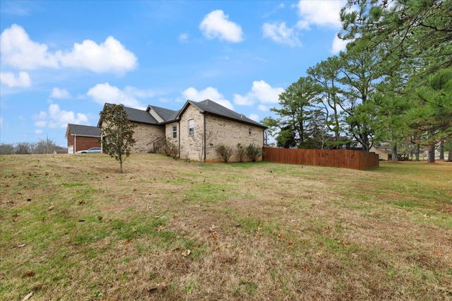 406 Hobbs Dr, White House, TN 37188