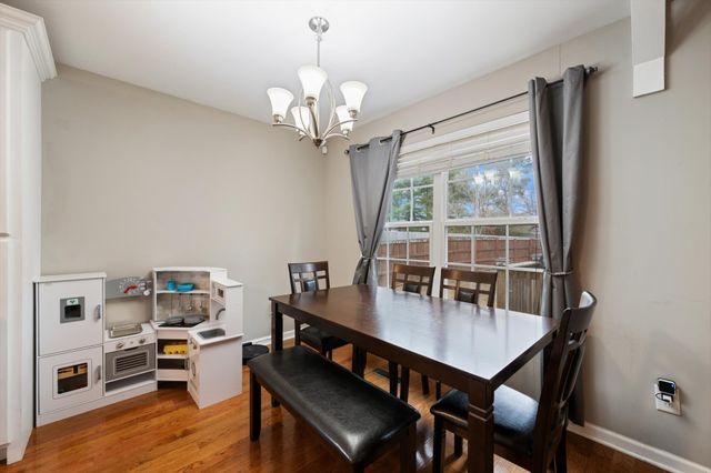 406 Hobbs Dr, White House, TN 37188