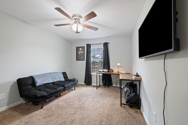 406 Hobbs Dr, White House, TN 37188