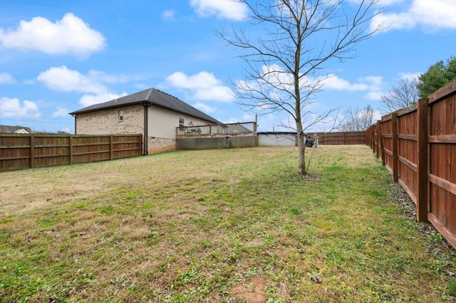 406 Hobbs Dr, White House, TN 37188