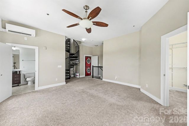 633 MCNINCH Street, Charlotte, NC 28208