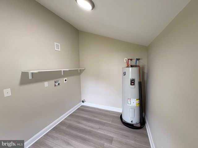 806 HIGH ST, Burlington, NJ 08016