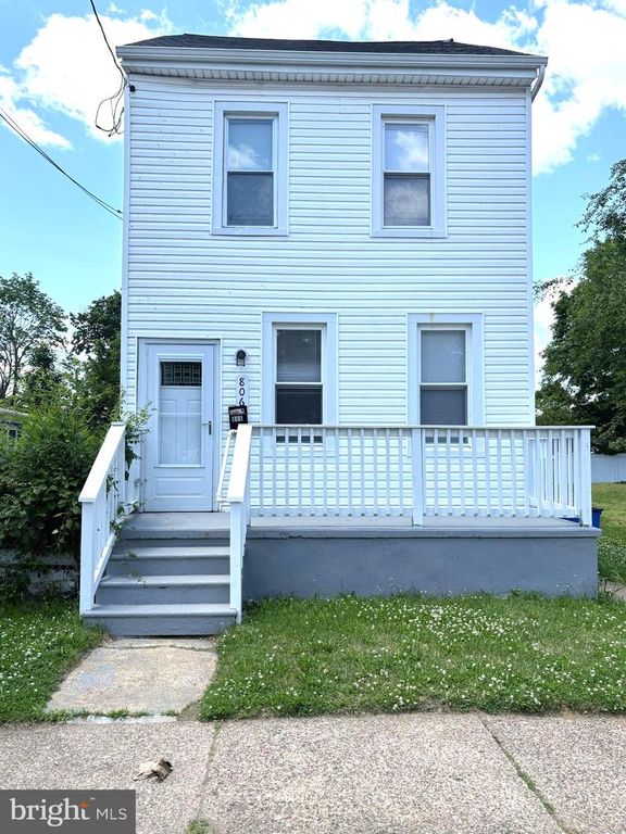 806 HIGH ST, Burlington, NJ 08016