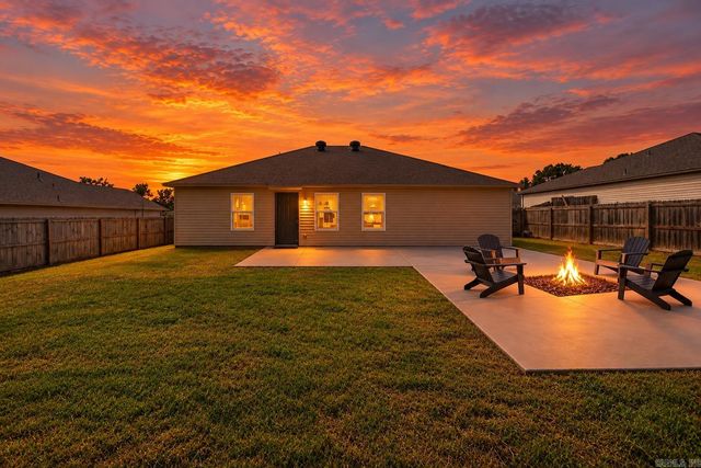 22 Oakland Circle, Austin, AR 72007