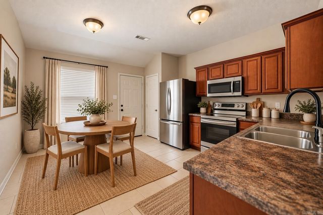 22 Oakland Circle, Austin, AR 72007