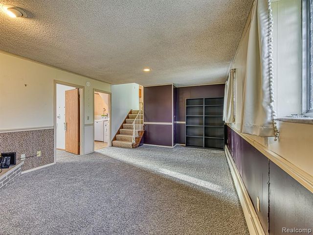 3245 Brookview Court, Adrian, MI 49221