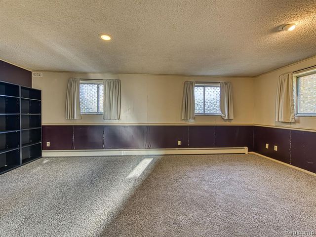 3245 Brookview Court, Adrian, MI 49221