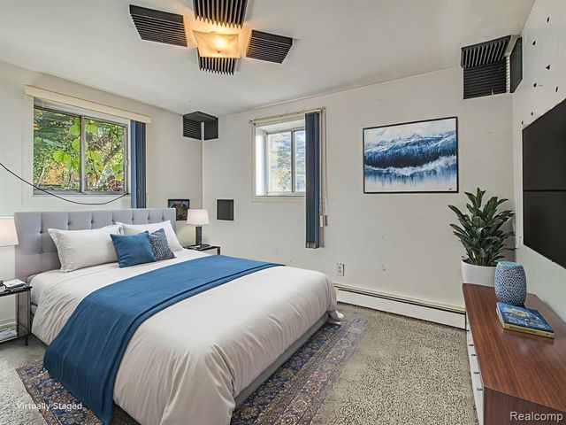 3245 Brookview Court, Adrian, MI 49221