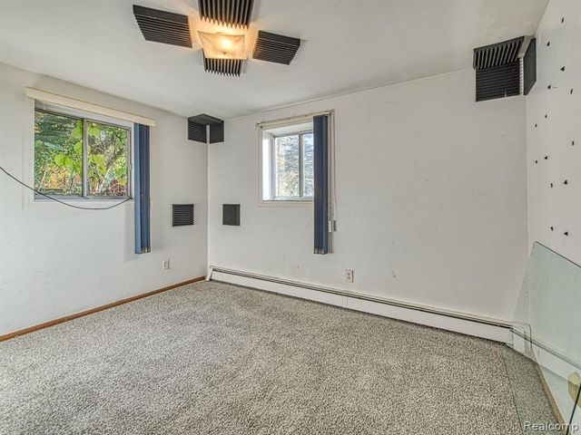 3245 Brookview Court, Adrian, MI 49221