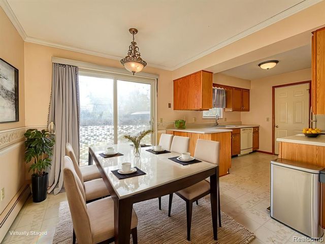 3245 Brookview Court, Adrian, MI 49221