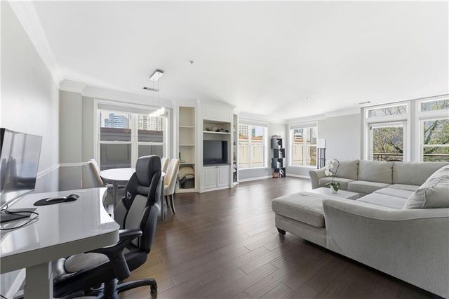 3334 Peachtree Road NE 212, Atlanta, GA 30326