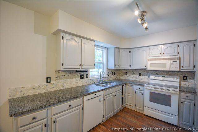 166 Coachman Way, Sanford, NC 27332