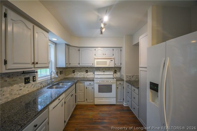 166 Coachman Way, Sanford, NC 27332