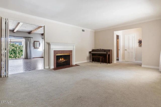 17835 Tarzana Street, Encino, CA 91316