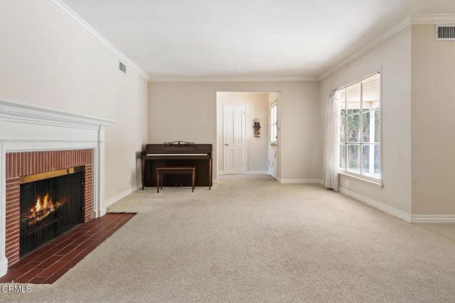 17835 Tarzana Street, Encino, CA 91316