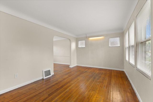 13515 Montrose Street, Detroit, MI 48227