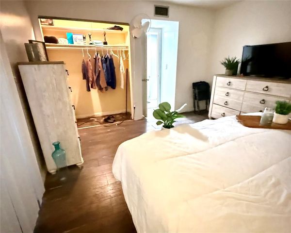 1100 MARTINIQUE DRIVE 105, Winter Haven, FL 33884