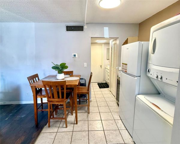 1100 MARTINIQUE DRIVE 105, Winter Haven, FL 33884
