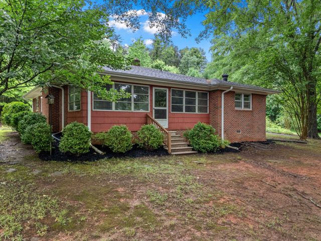 151 Donald Road, Spartanburg, SC 29307