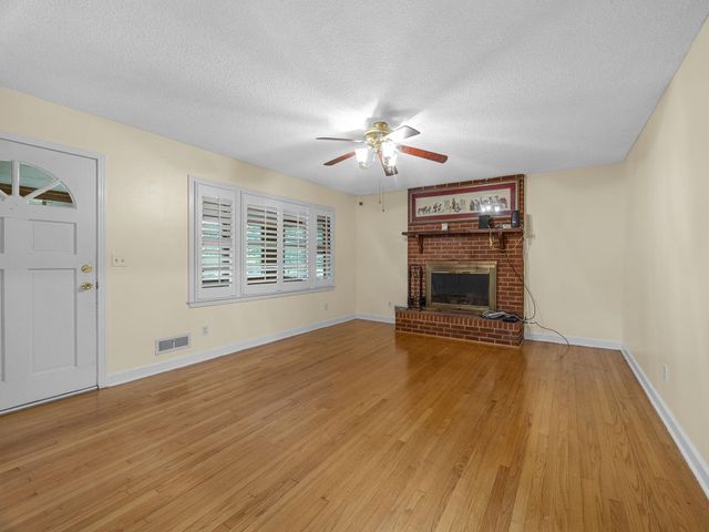 151 Donald Road, Spartanburg, SC 29307
