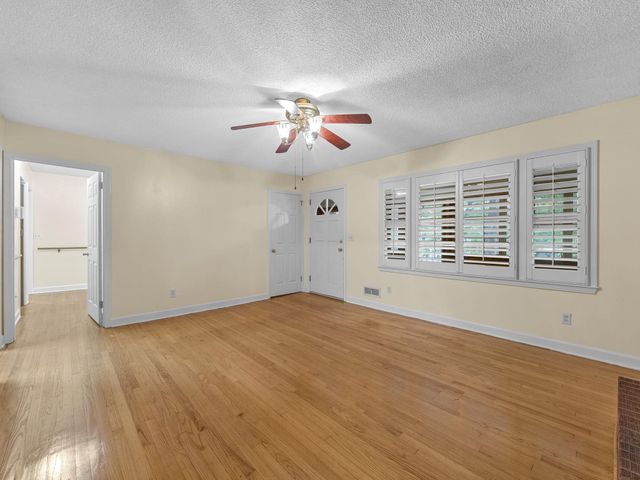 151 Donald Road, Spartanburg, SC 29307