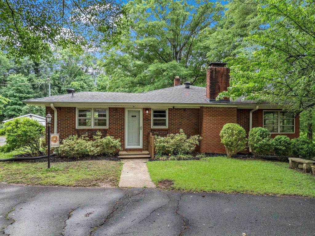 151 Donald Road, Spartanburg, SC 29307