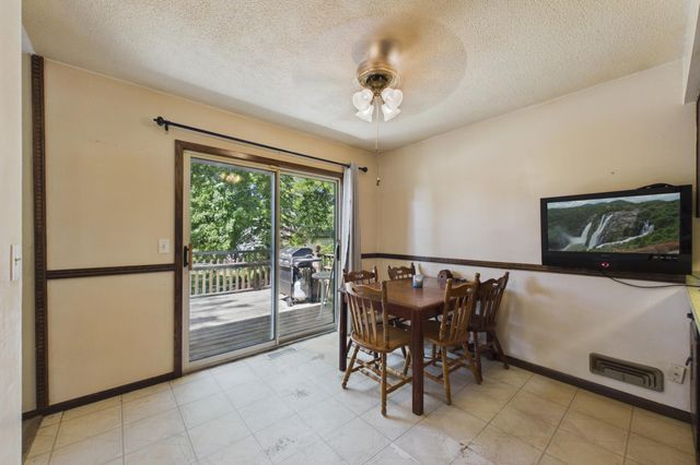 6006 Lower 131st Street Court, Apple Valley, MN 55124