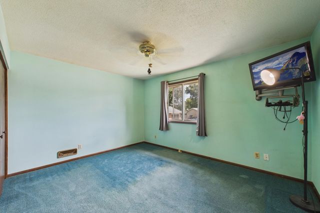 6006 Lower 131st Street Court, Apple Valley, MN 55124