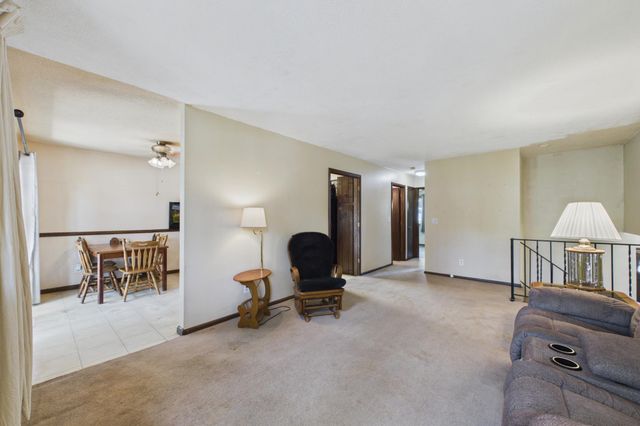 6006 Lower 131st Street Court, Apple Valley, MN 55124