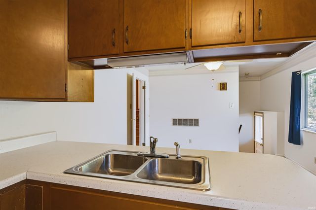 1113 Westchester Court, Evansville, IN 47710