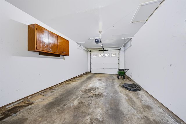1113 Westchester Court, Evansville, IN 47710