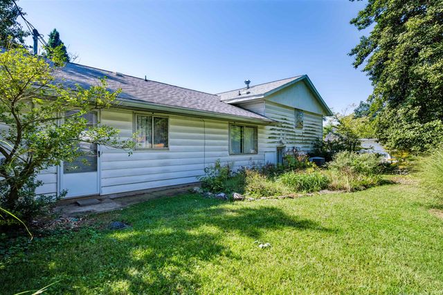 1113 Westchester Court, Evansville, IN 47710