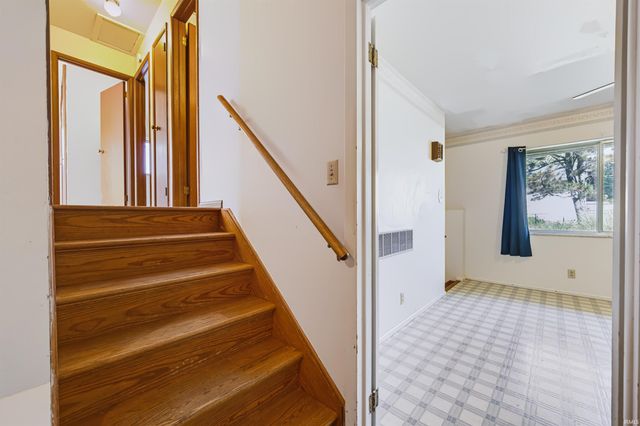 1113 Westchester Court, Evansville, IN 47710