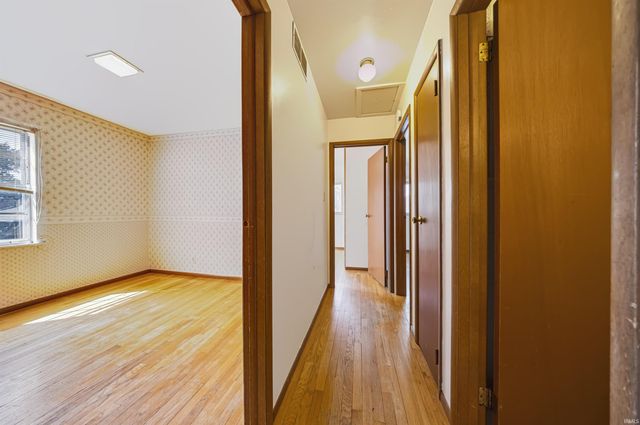 1113 Westchester Court, Evansville, IN 47710