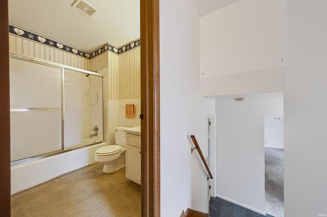 1113 Westchester Court, Evansville, IN 47710