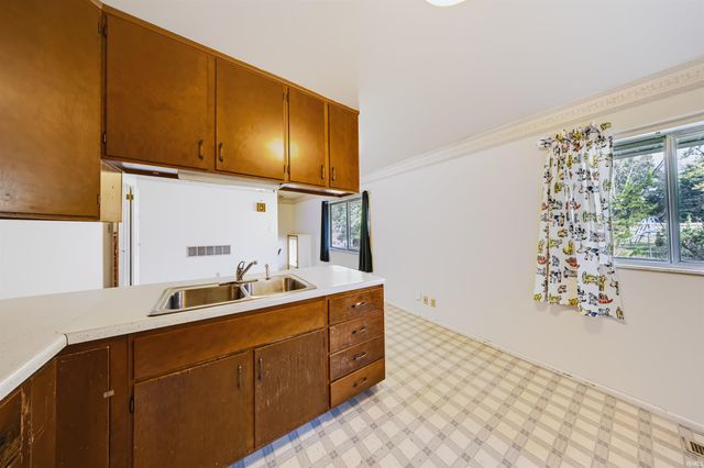 1113 Westchester Court, Evansville, IN 47710