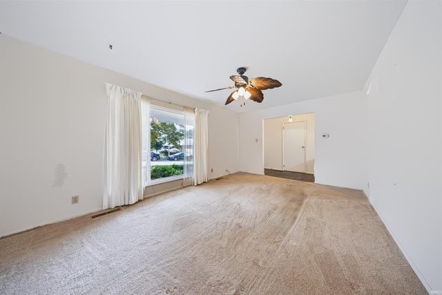 1113 Westchester Court, Evansville, IN 47710