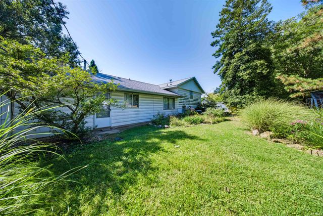 1113 Westchester Court, Evansville, IN 47710