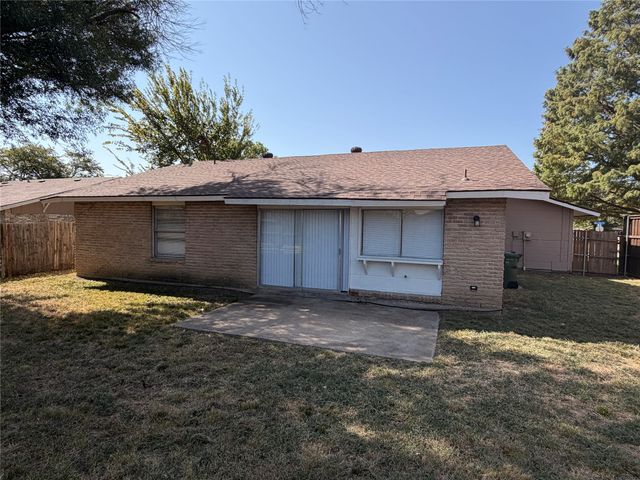 1803 Wickersham Drive, Arlington, TX 76014
